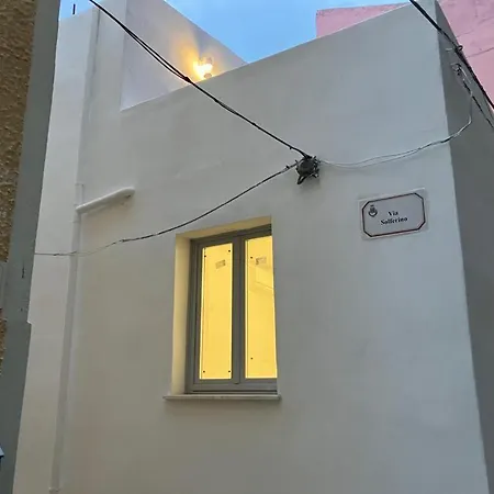 L'appusentu 3* 카스텔사르도