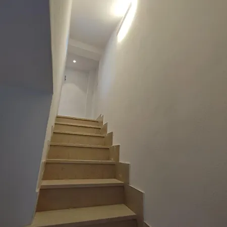 B&B L'appusentu 카스텔사르도